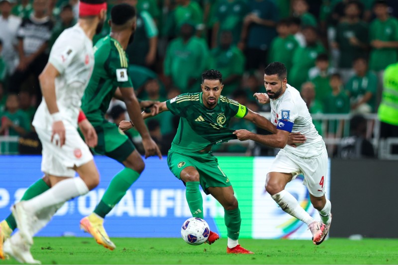 السعودية تقترب من التأهل للمونديال