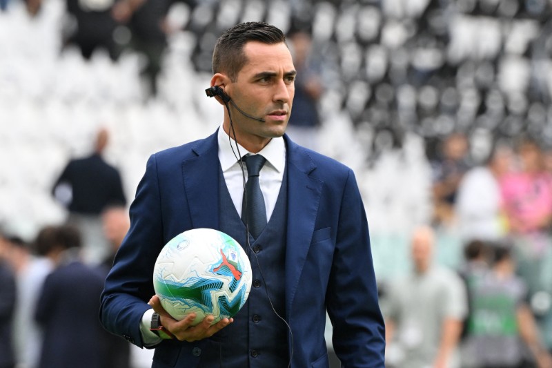 إيطالي حكما لمباراة "الفتيان" والبرازيل