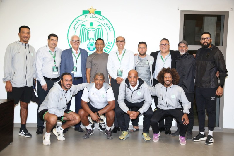 الرجاء يجتمع بمكونات الفئات السنية