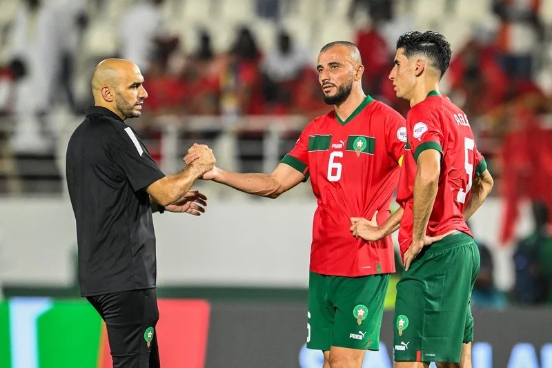 الركراكي يلتقي سايس بقطر لحسم عودته إلى المنتخب قبل "الكان"