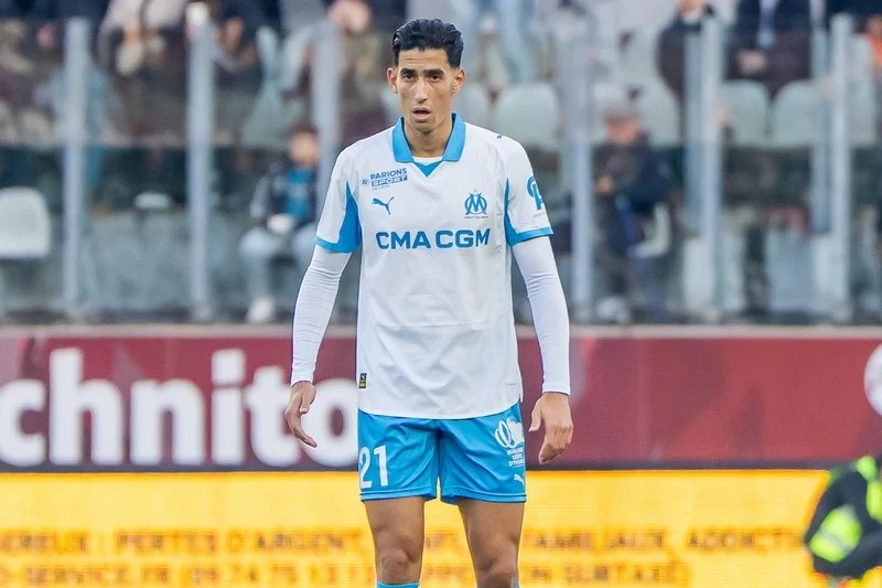 مدرب مارسيليا يعترف بثقل افتقاد أكرد: لاعب لا يعوض وعلينا التأقلم