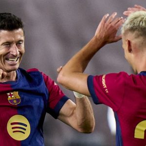 برشلونة يستعيد ليفاندوفسكي وأولمو