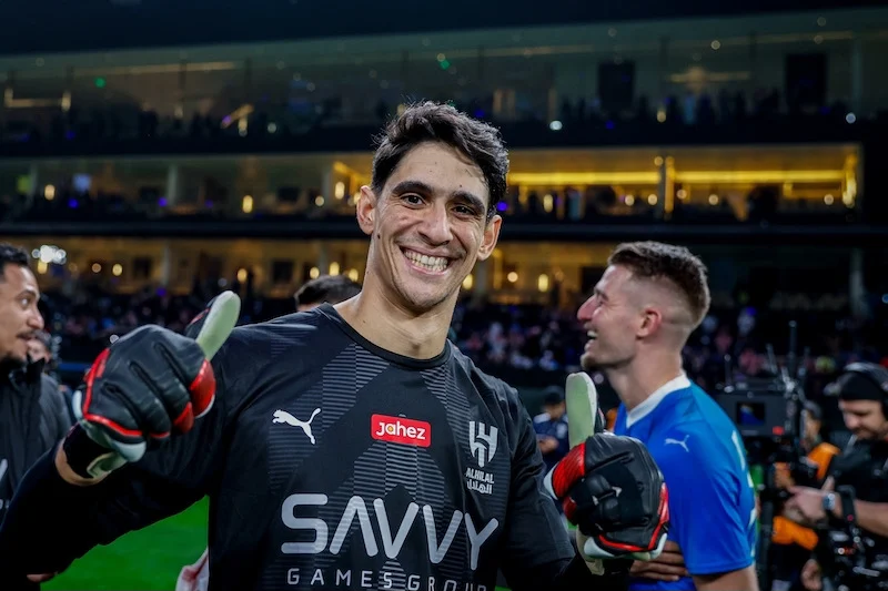 بونو لاعب الشهر في الدوري السعودي