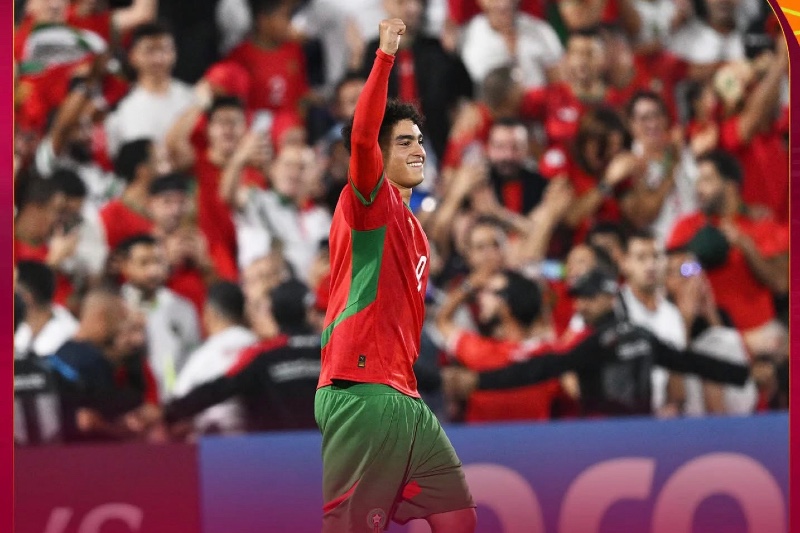 الفتيان يواصلون الإبهار في كأس العالم ويبلغون الربع على حساب مالي