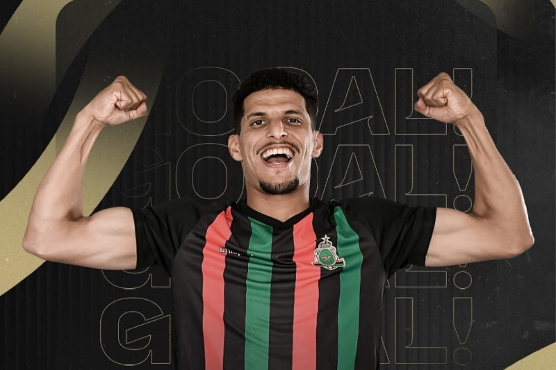جماهير الجيش تكافئ يوسف الفحلي