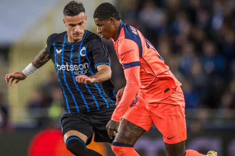 برشلونة يتعثر من جديد بتعادله أمام كلوب بروج في دوري الأبطال