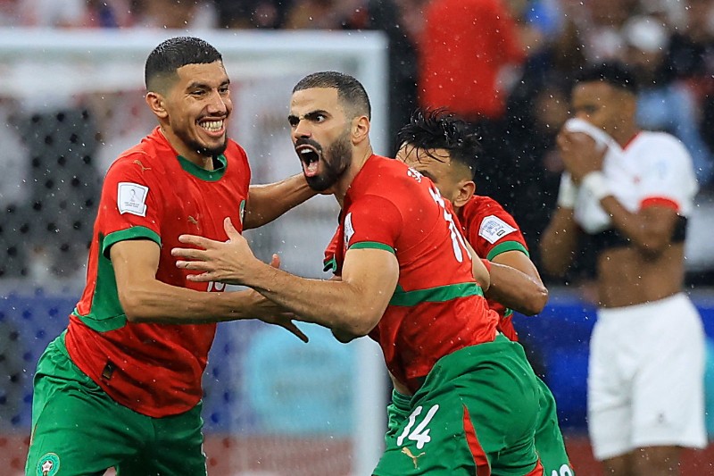المغرب ينهي الشوط الأول متقدما على الأردن