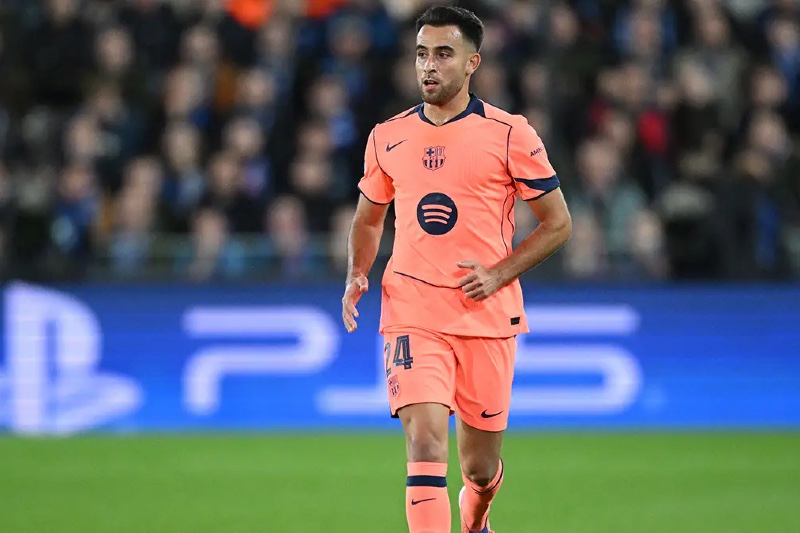 برشلونة يجدد عقد لاعبه إريك غارسيا