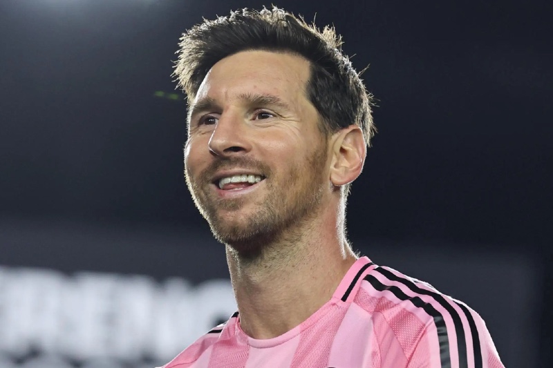 ميسي أول لاعب في الدوري الأمريكي يتوج بجائزة أفضل لاعب مرتين متتاليتين