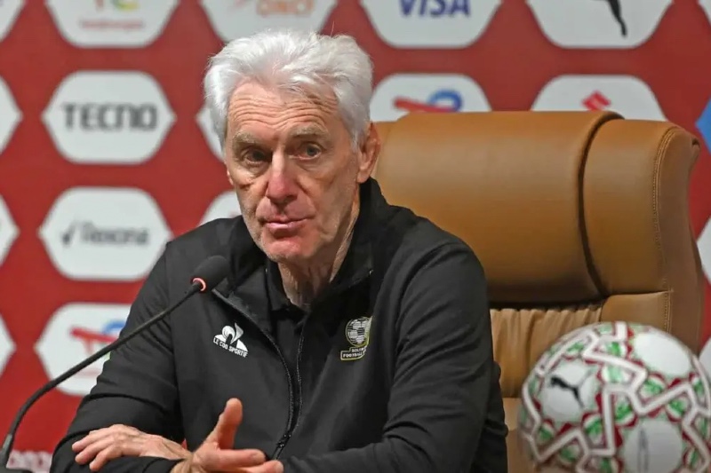 مدرب جنوب إفريقيا