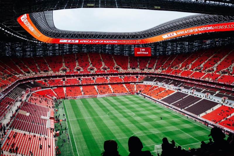 ملاعب "الكان" تلقي الضوء على مهارات العمال المغاربة في تشييد المنشآت الكبرى