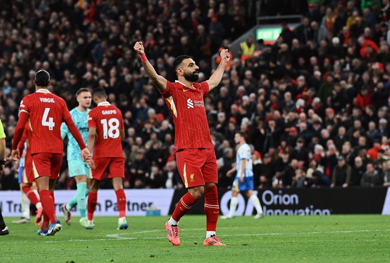 ليفربول الإنجليزي ينسحب من صفقة "بديل" النجم المصري محمد صلاح