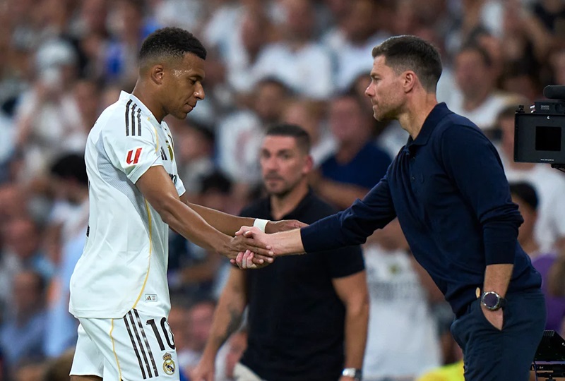 تشابي ألونسو مدرب ريال مدريد: علينا التعامل مع غياب مبابي