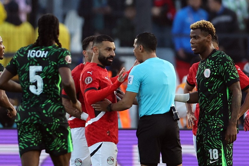 التحكيم المغربي في الترتيب يلقى الإشادة