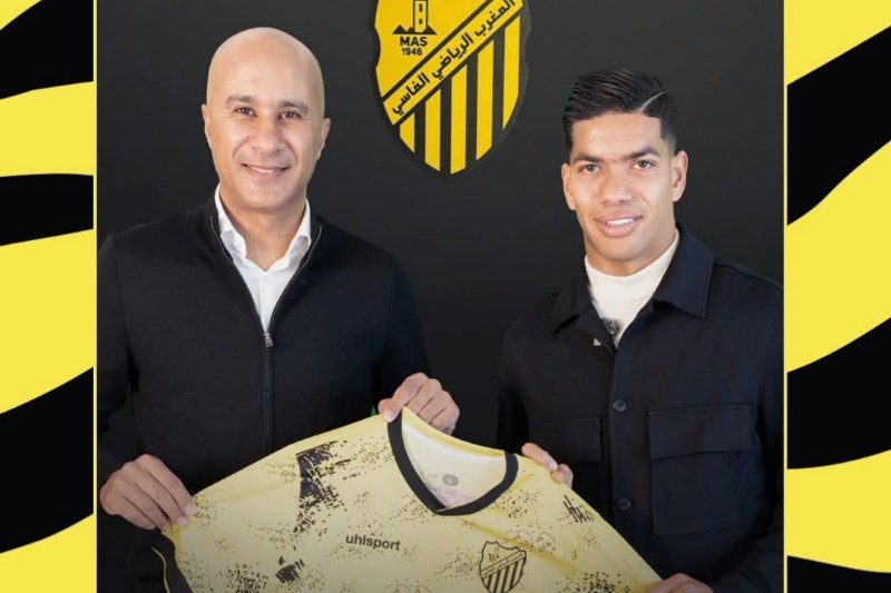 المغرب الفاسي يعلن ضمنه لخالد بابا