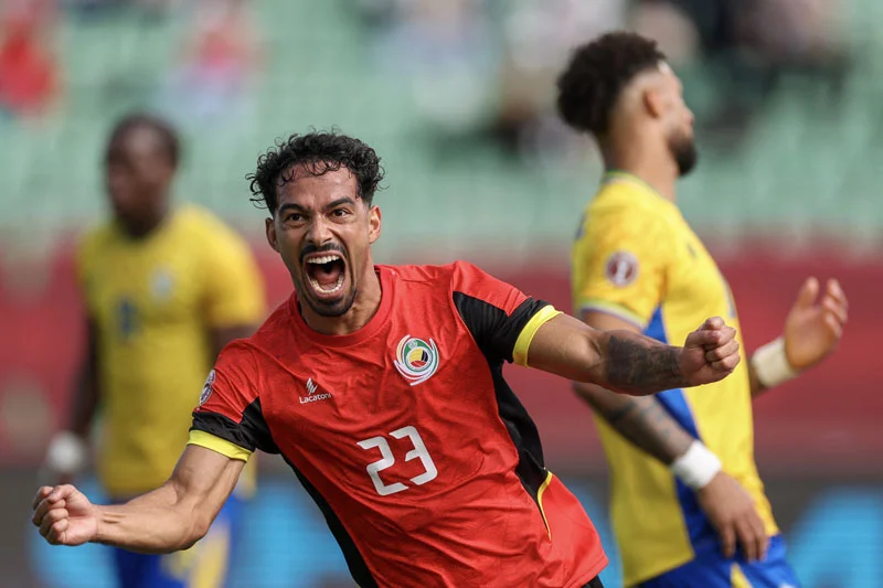 من حلم الفوز الأول إلى طموح الإطاحة بنيجيريا.. موزمبيق تعيش ربيعها الكروي
