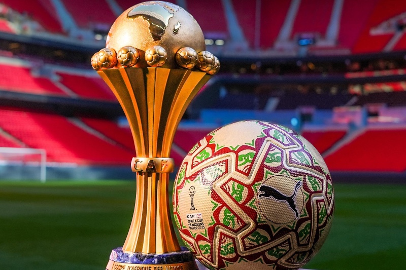 "كاف" يكشف عن كرة نهائي "الكان".. تجمع بين التراث المغربي والتكنولوجيا