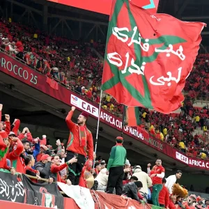 النهائي يحبس أنفاس المغاربة.. “اللاعب رقم 12” على موعد مع الحسم