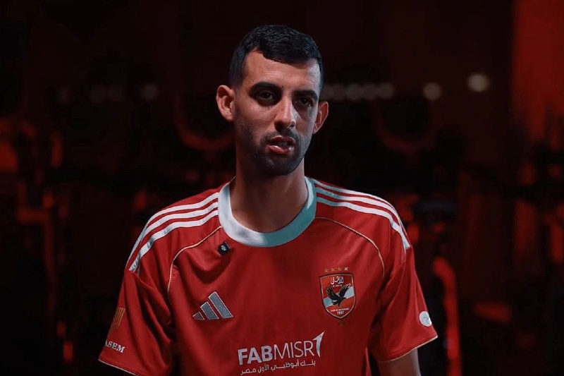 بلعمري: جئت للأهلي من أجل البطولات وصناعة المجد مع الجماهير