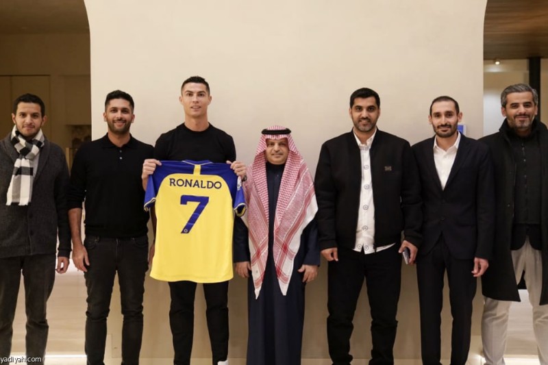 رونالدو يستثمر في نادي ألميريا الإسباني
