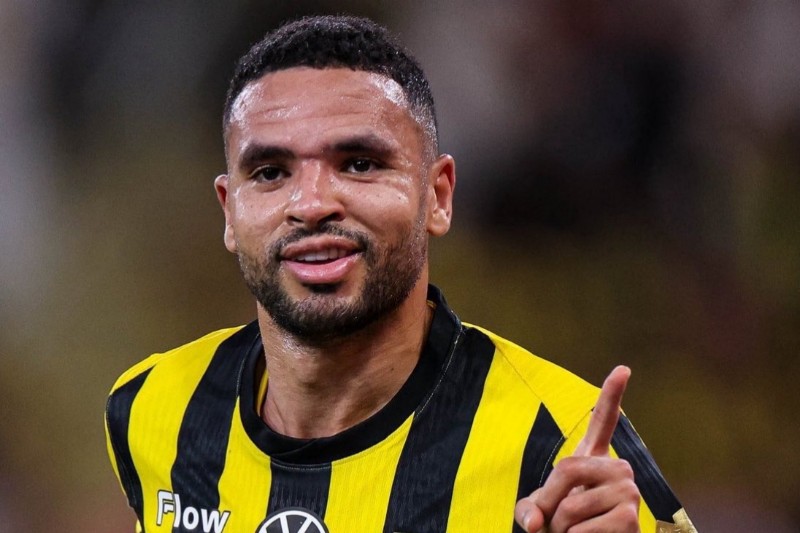 النصيري يعزز صفوف الاتحاد قبل لقاء الخليج