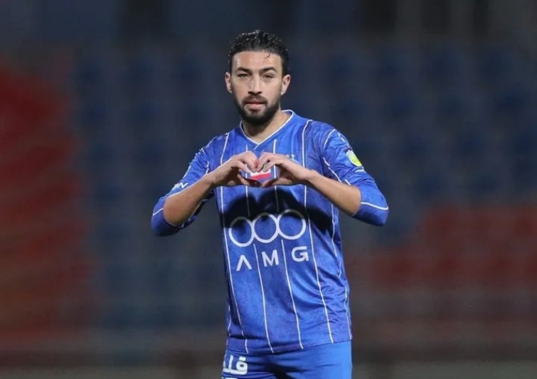 كان بصدد الهروب.. منير الحدادي عالق في إيران بعد الضربات العسكرية