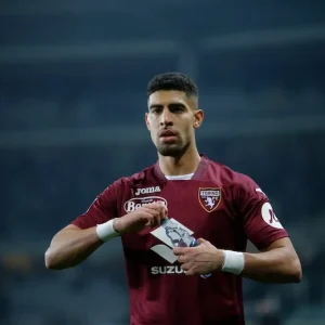 ‎هل ينتقل آدم ماسينا إلى السد القطري؟