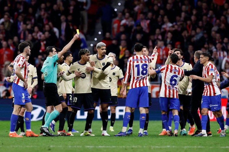 ‎ريال مدريد يصف بيان برشلونة بـ"الكرنفال"