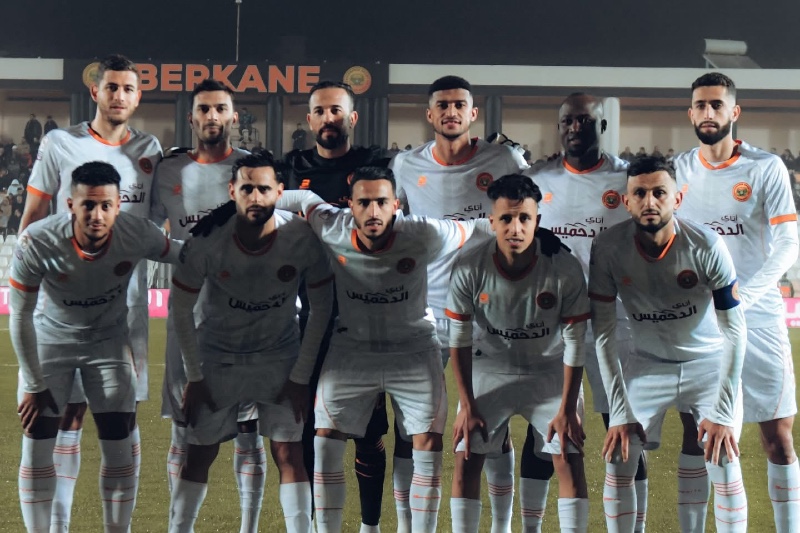 نهضة بركان يفوز على الفتح الرياضي