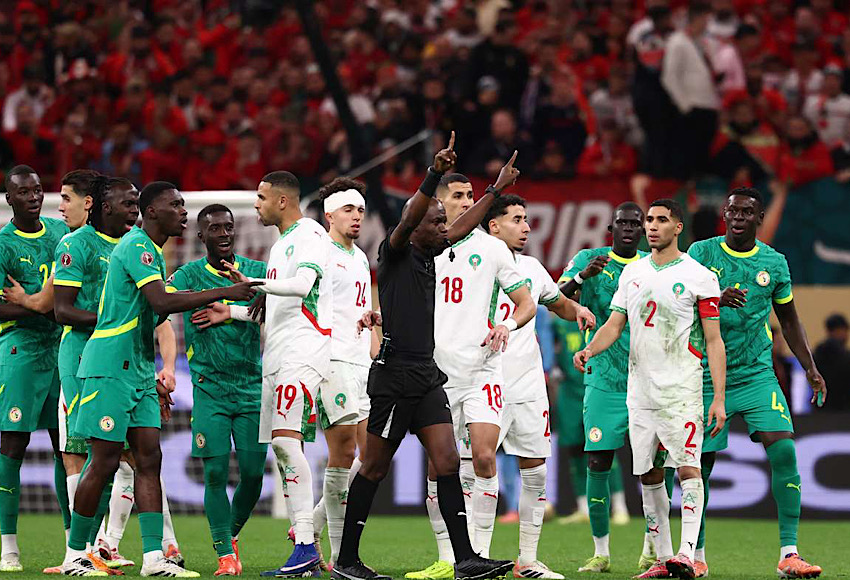 المغرب يتوّج بكأس أمم إفريقيا 2025 بعد قرار تاريخي للكاف ضد السنغال
