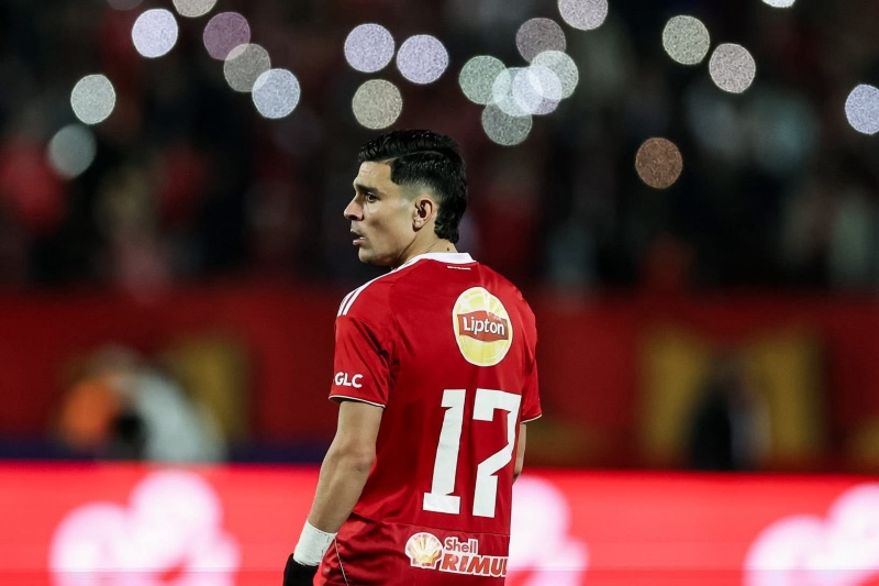 غرامة مالية من الأهلي لأشرف بن شرقي
