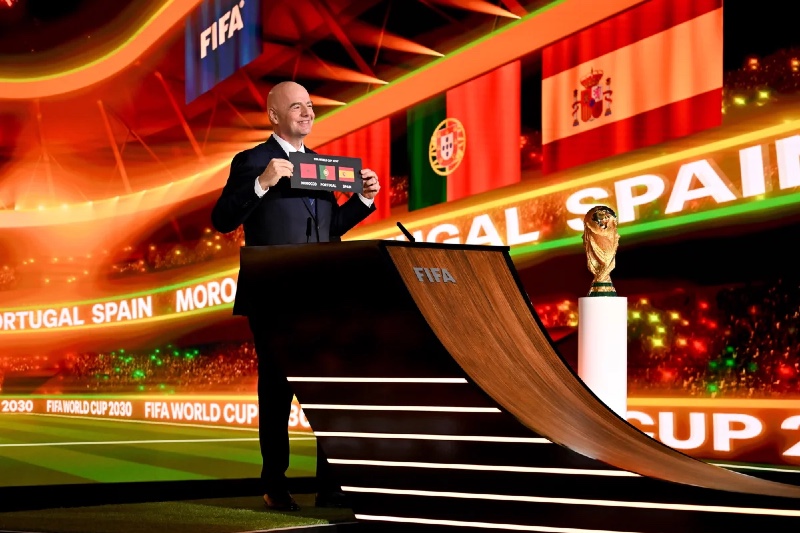 وفد "فيفا" في زيارة لإسبانيا من أجل تقييم ملاعب كأس العالم 2030