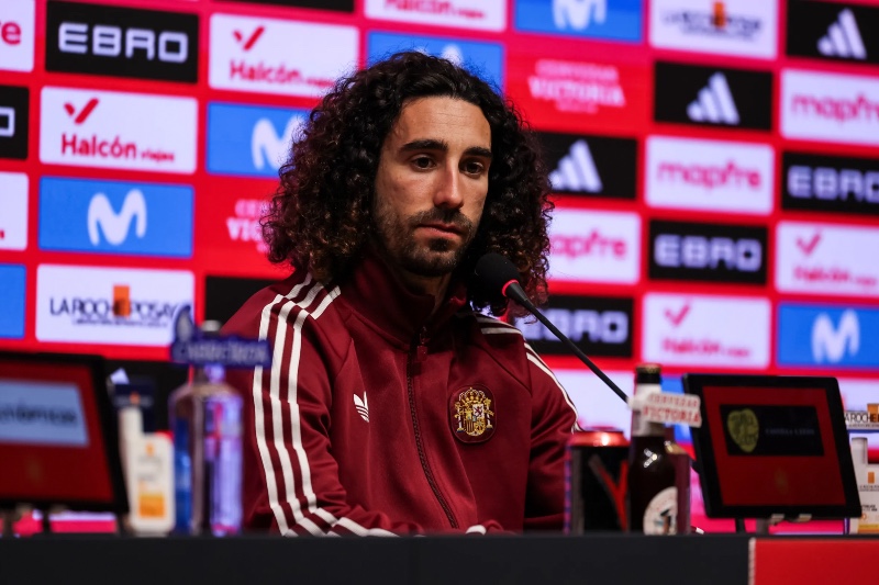 كوكوريا: العودة لبرشلونة صعبة الرفض