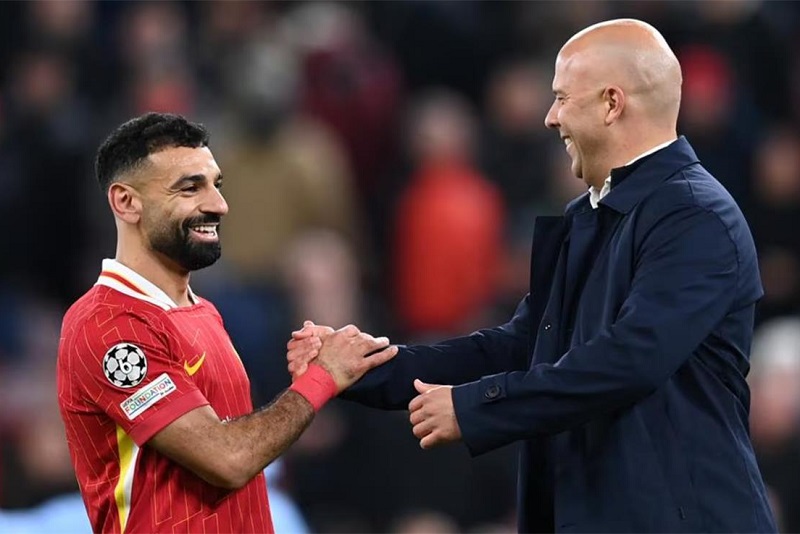 وداع حار من نجوم ليفربول لمحمد صلاح