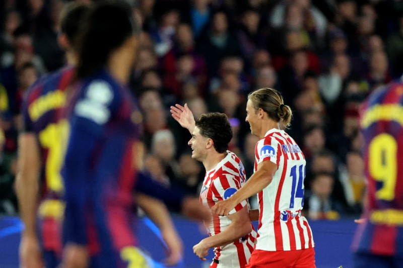 برشلونة يسقط في “كامب نو” وسان جيرمان يقترب من نصف نهائي دوري الأبطال