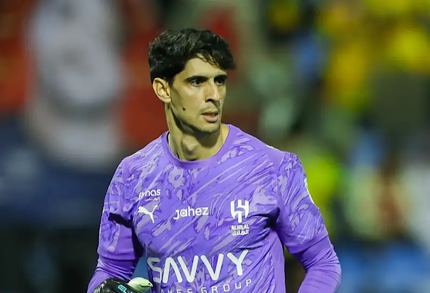 ياسين بونو في مرمى الانتقادات بعد إقصاء الهلال من دوري أبطال آسيا