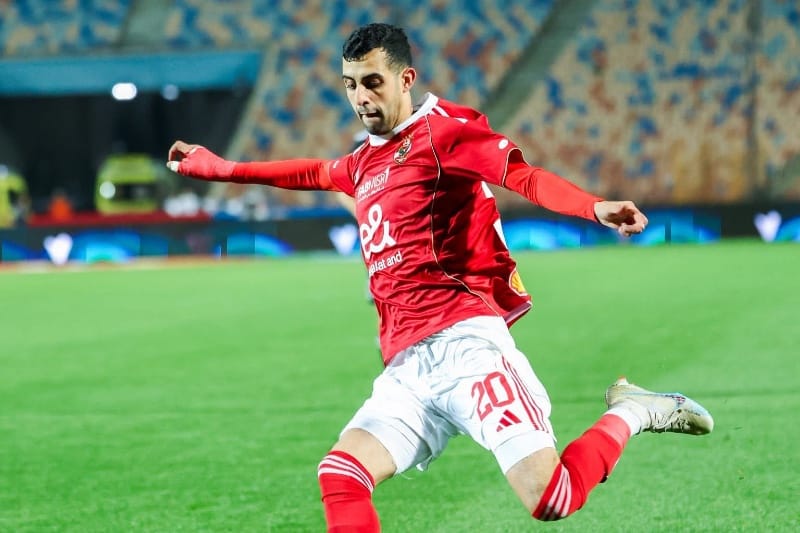 بلعمري جاهز للعودة لتشكيل الأهلي