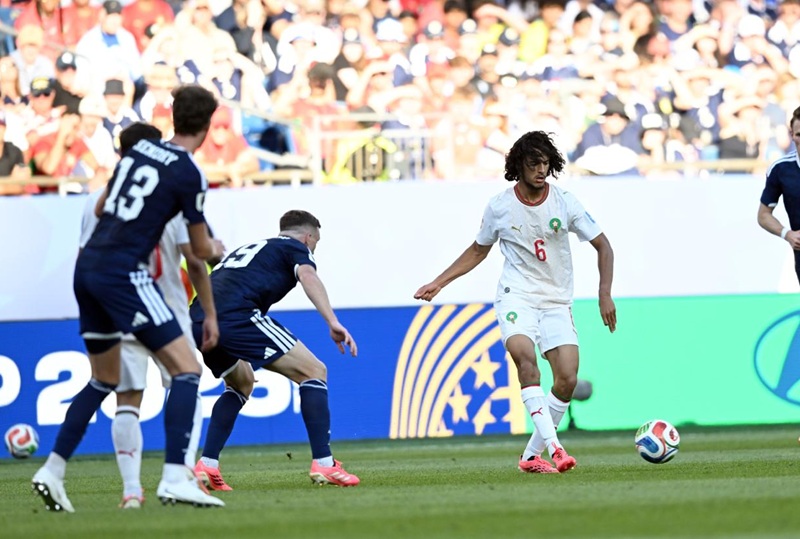 ريال مدريد الإسباني يراقب موهبة المنتخب المغربي بوعدي خلال مواجهة اسكتلندا