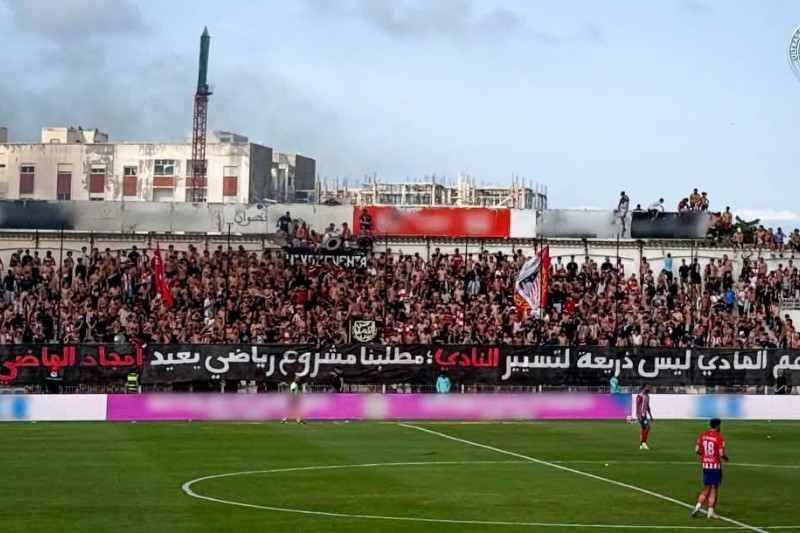 "سييمبري بالوما" تصعد ضد الإدارة