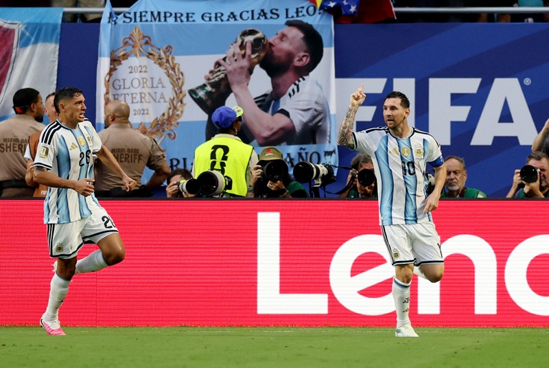 الأرجنتين تتأهل إلى ثمن كأس العالم بفوز صعب على الرأس الأخضر