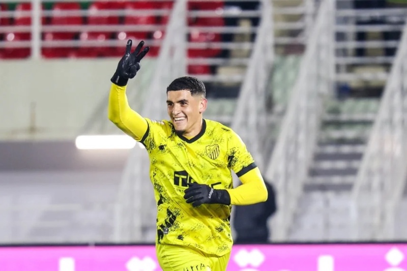 المغرب الفاسي ينفي عرض الأهلي
