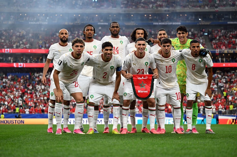 أوبتا تكشف عن التشكيلة المثالية للاعبين العرب في كأس العالم.. هيمنة مغربية
