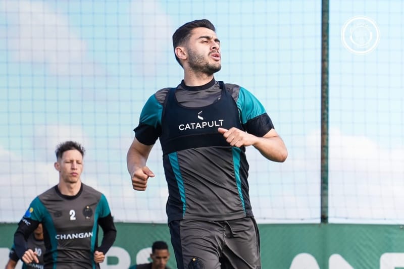 الوحدات الأردني يتربص بشرارة لاعب الرجاء خلال المركاتو الصيفي الجاري