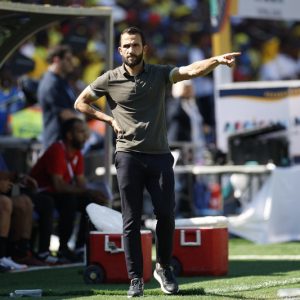 بوصابون: تعيين رمزي ضمن الطاقم التدريبي للمنتخب الهولندي "غير مفهوم"
