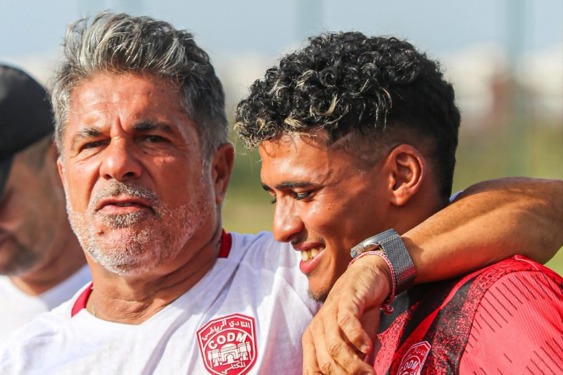 النادي المكناسي يكشف طاقمه المساعد