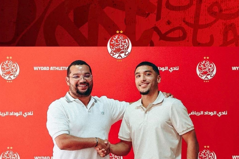 الوداد الرياضي يعلن ضم سفيان هيتلي