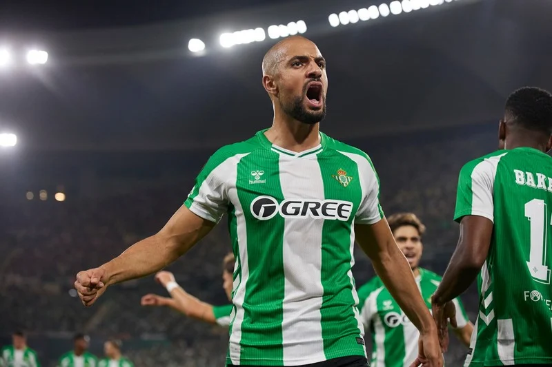 فياريال يدخل سباق التعاقد مع سفيان أمرابط وسط منافسة من الاتحاد السعودي