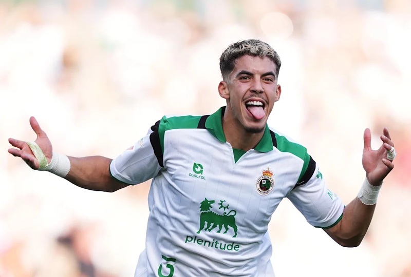 الزابيري في مقاعد البدلاء أمام برشلونة