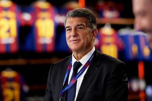 لابورتا: برشلونة فخور بهويته الكاتالونية وعلينا دعم المنتخب الإسباني