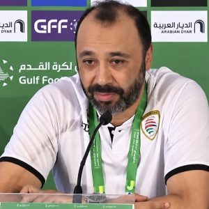السكتيوي: نستعد للعراق في كأس الخليج ونبني منتخبا عمانيا قويا للمستقبل